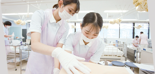 学内での事前演習で自信をもって臨地実習へ